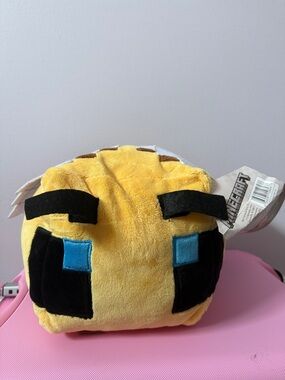 Minecraft Bee Plush Soft Toy - Yellow and Black